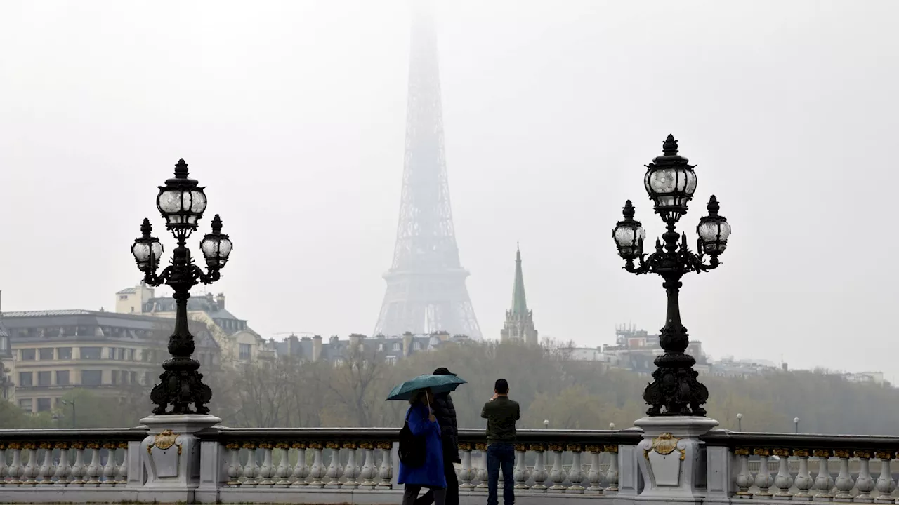 Passage de la Grisaille à la Pluie en France