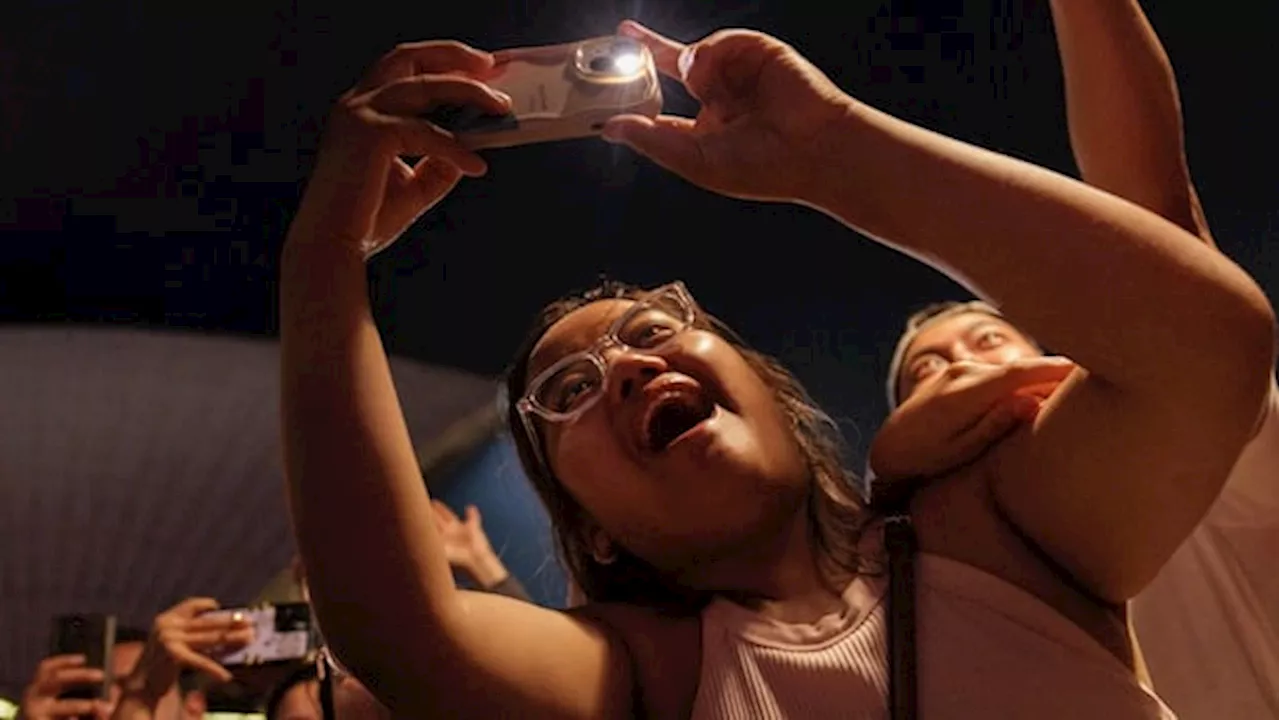 Auckland Leads Global New Year Celebrations