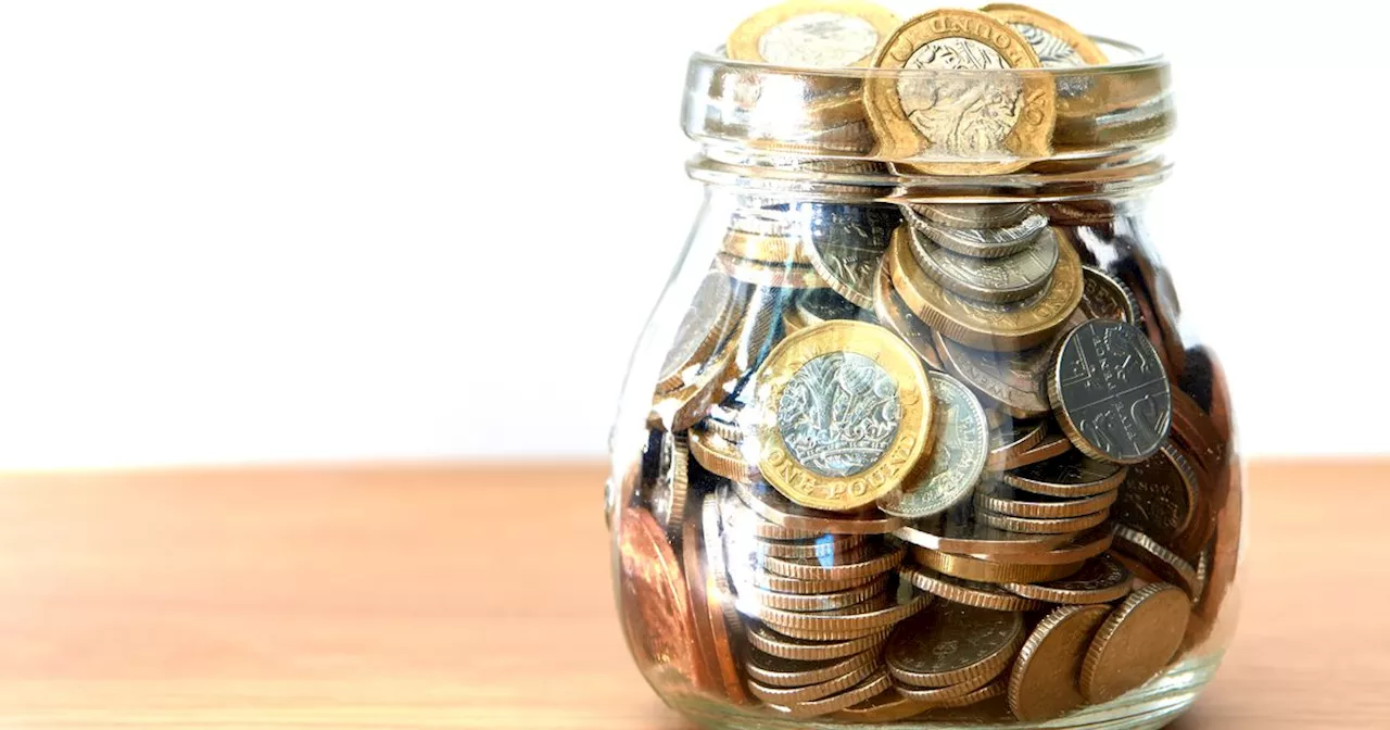 52-Week Money-Saving Challenge: Content Creator's Tips for Reaching £1,378