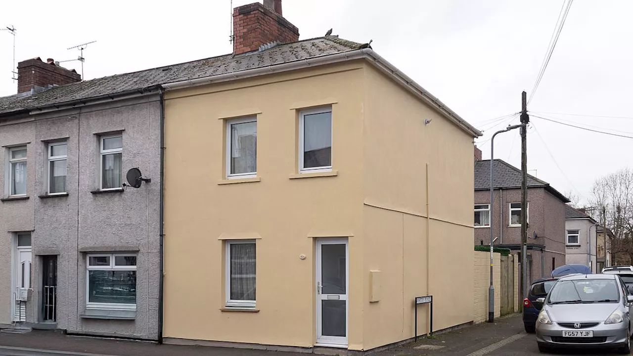 £125,000 House Includes a Sex Room