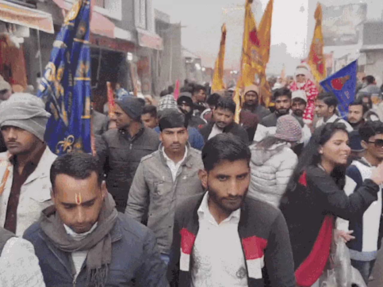 खाटू श्याम मंदिर में नए साल पर लाखों श्रद्धालुओं का भीड़