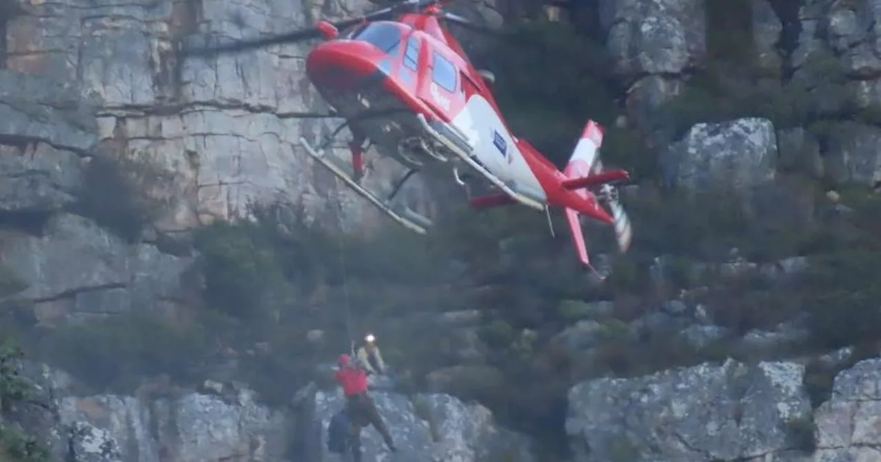 Firefighter Injured on Table Mountain After Slip and Fall