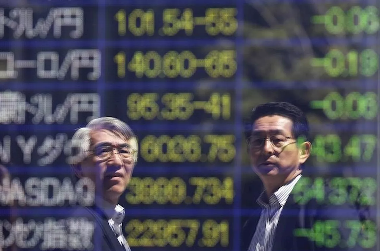 Asian Stocks Mixed as China Manufacturing Data Disappoints