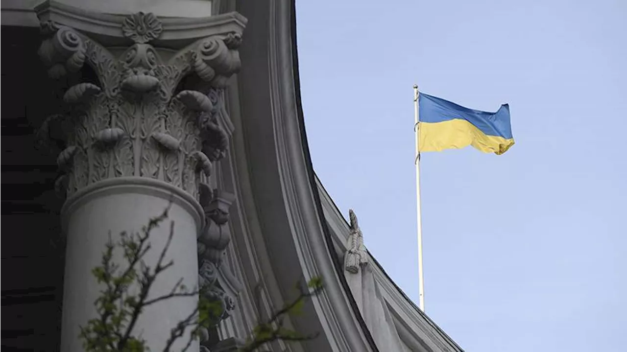 Украина подпишет мир с Россией в 2025 году - Financial Times