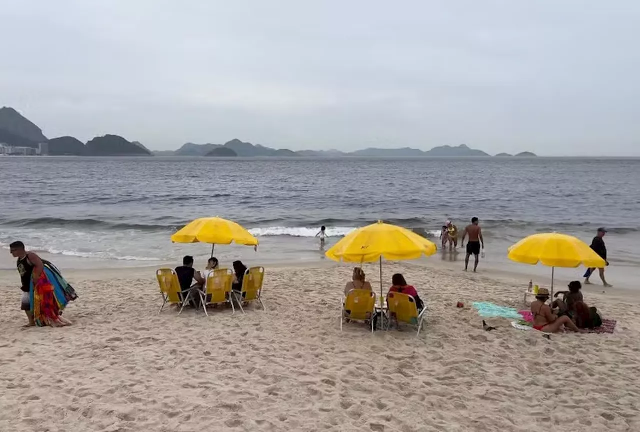 Chuva marca o réveillon no Rio de Janeiro