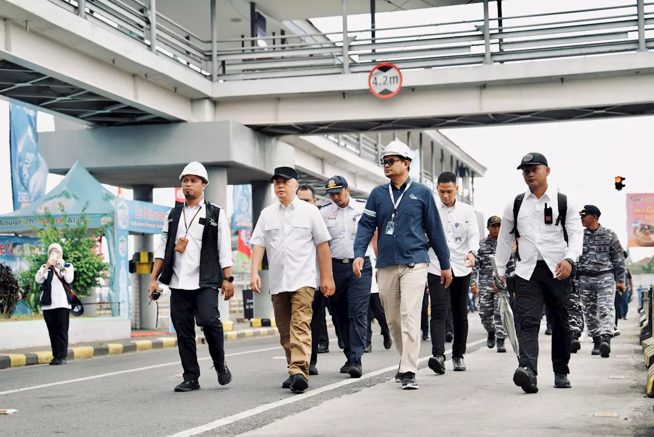 Menhub Tinjau Kesiapan Puncak Arus Balik Nataru di Pelabuhan Ketapang