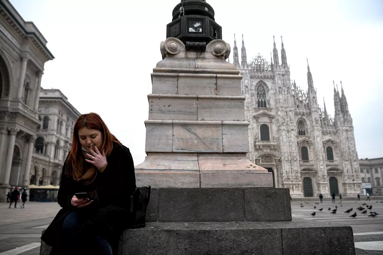 Fumer n'est plus tendance: Milan, capitale de la mode, interdit la cigarette dehors