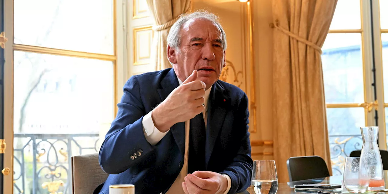 François Bayrou, adepte de la parole performative