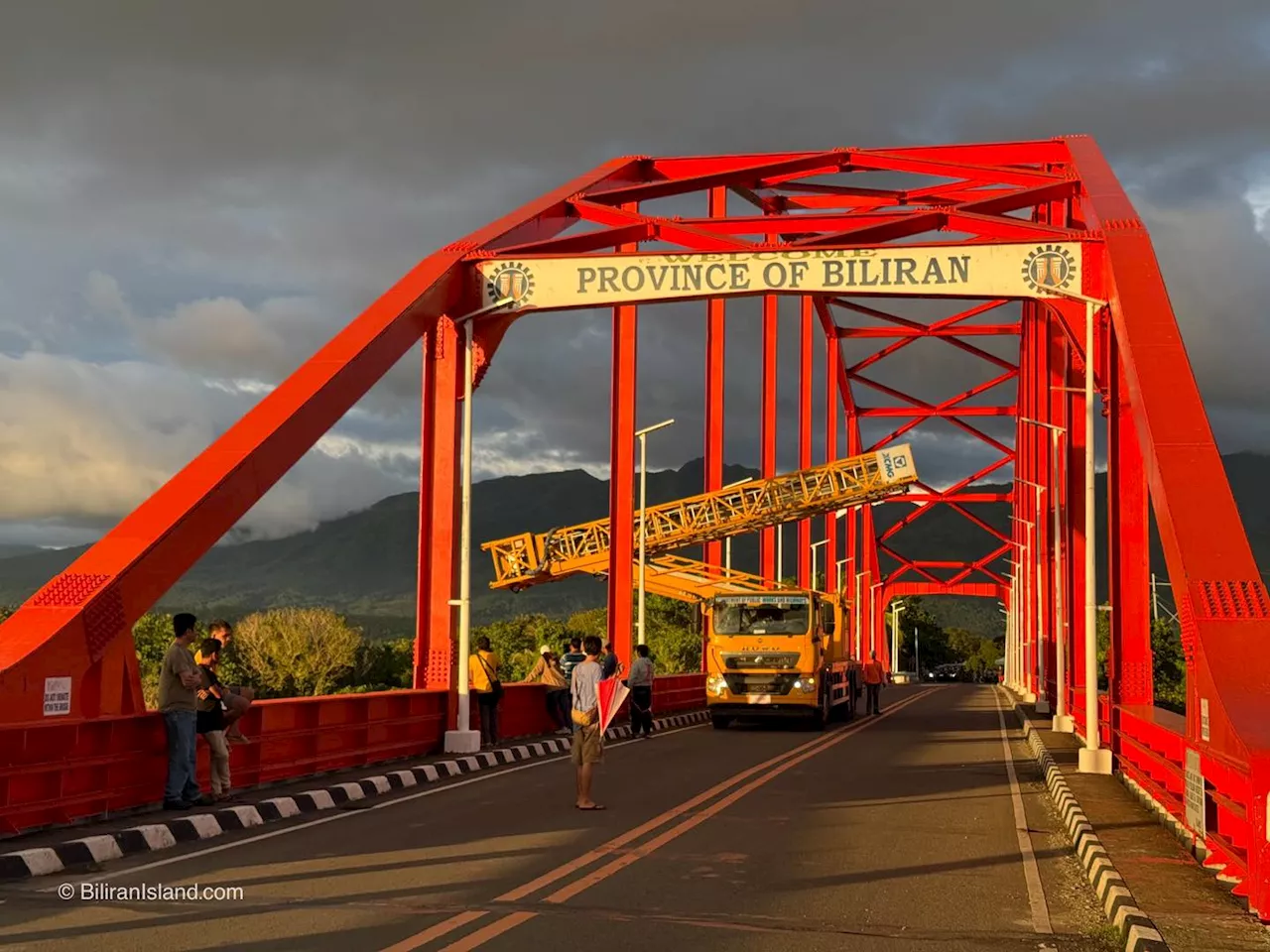 Price Freeze in Biliran as Bridge Restrictions Disrupt Trade