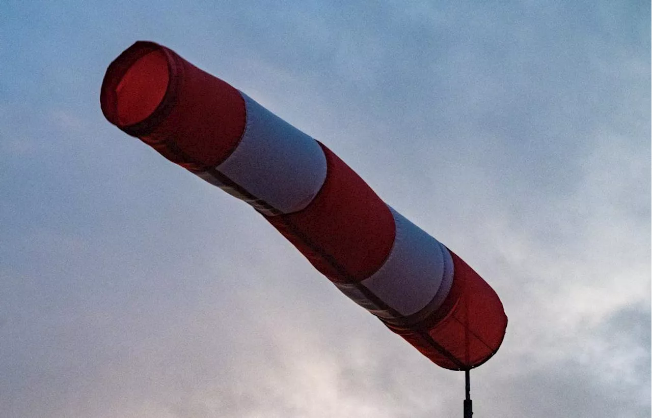 Silvester in Deutschland: Sturm im Norden und Feinstaubbelastung im Süden