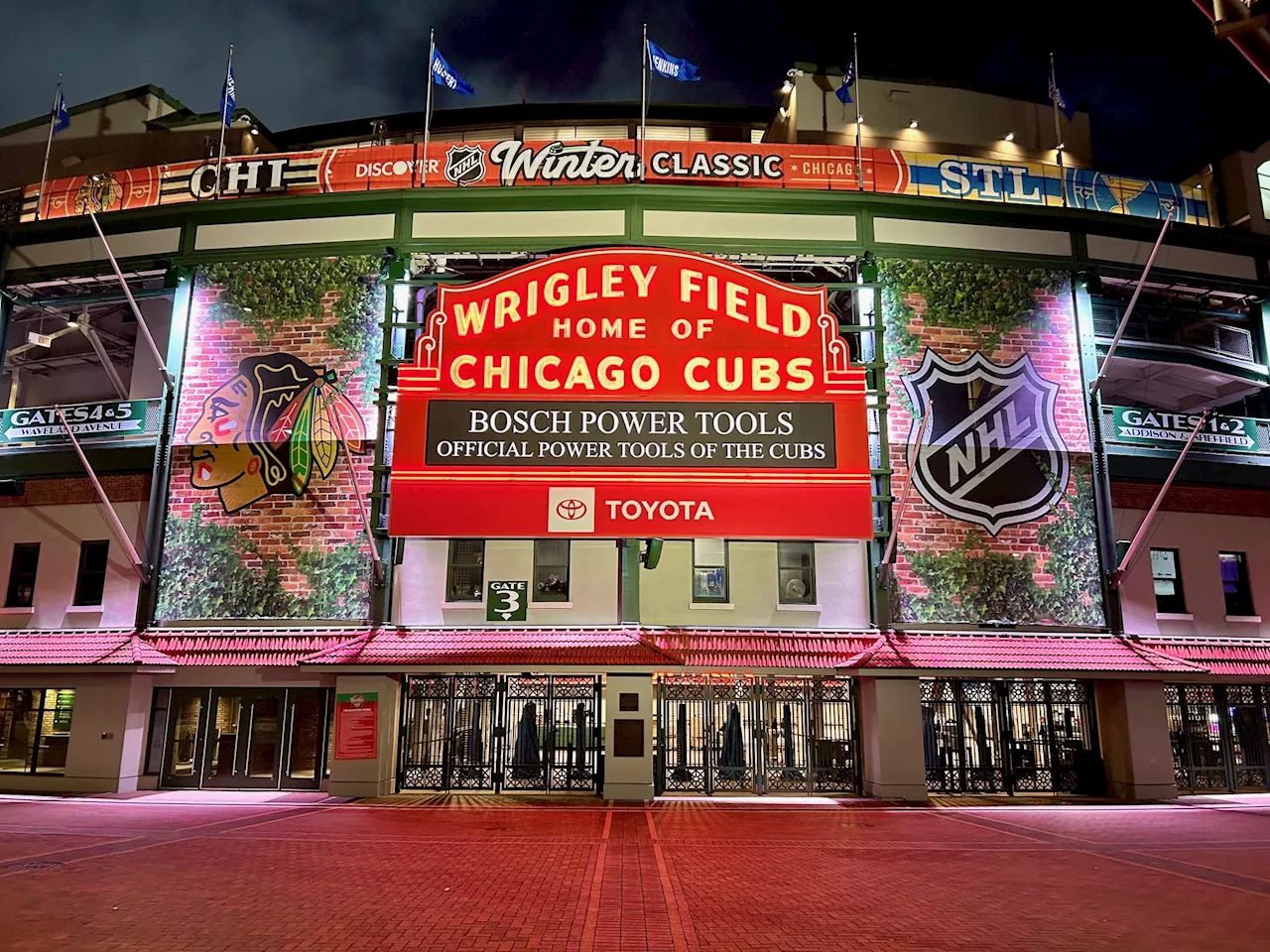 Blackhawks to Face Blues at NHL Winter Classic at Wrigley Field