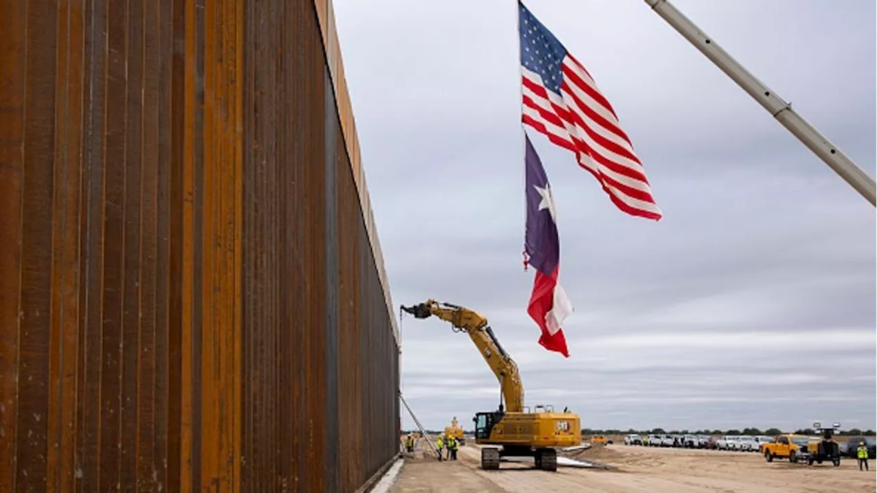 Texas Border Wall: Fragmented and Facing Resistance