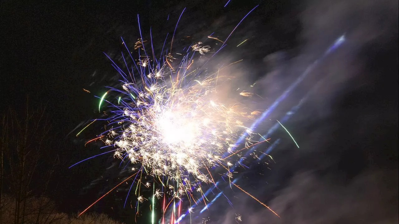 Vuurwerk in Tilburg vervroegd door slecht weer