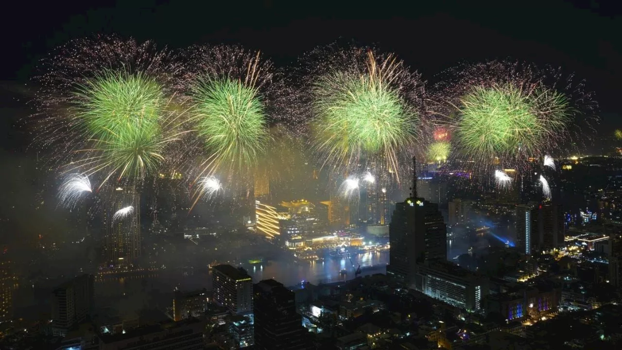 Nueva Zelanda da la bienvenida al Año Nuevo 2025