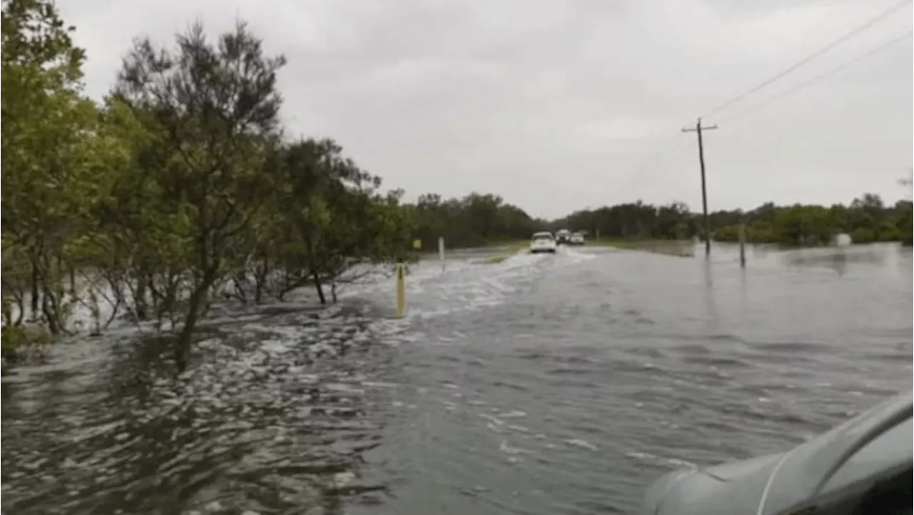 Queensland Floods: Rescues Underway as Heavy Rain Continues