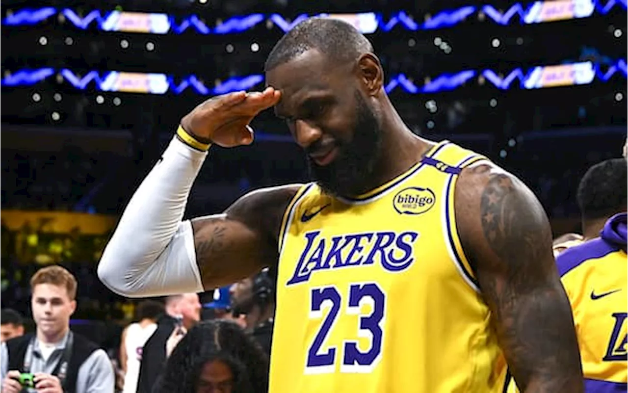 NBA, LeBron James: 'Potrei giocare per altri 5-7 anni, ma non lo farò'