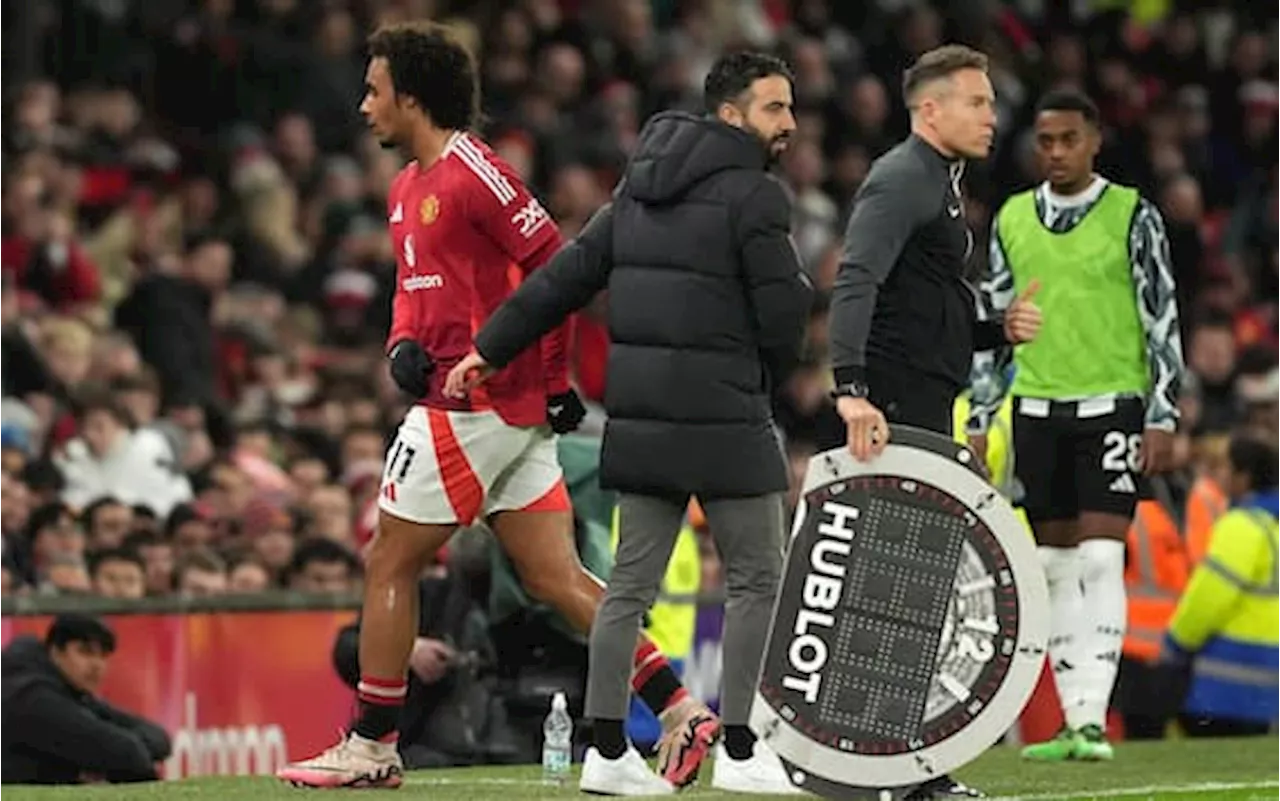 Zirkzee sostituito dopo 33 minuti: un'altra serata da dimenticare per il Manchester United