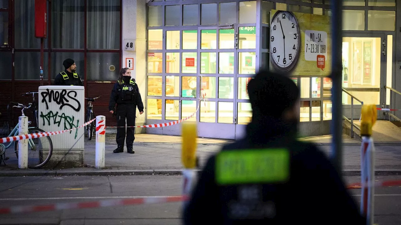 Messer-Attacke: Zwei Männer in Charlottenburg verletzt