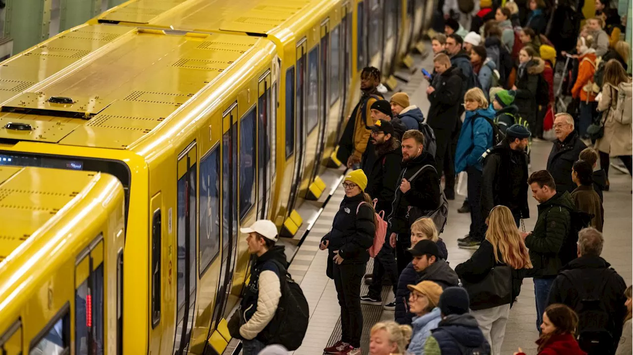 Unterwegs mit BVG und S-Bahn: So kommen Sie in Berlin durch die Silvesternacht 2024