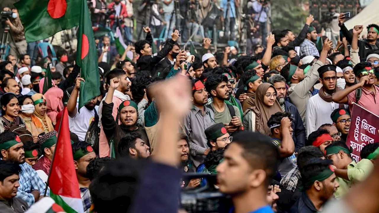 Thousands Demand Trial of Ousted Bangladesh PM Hasina