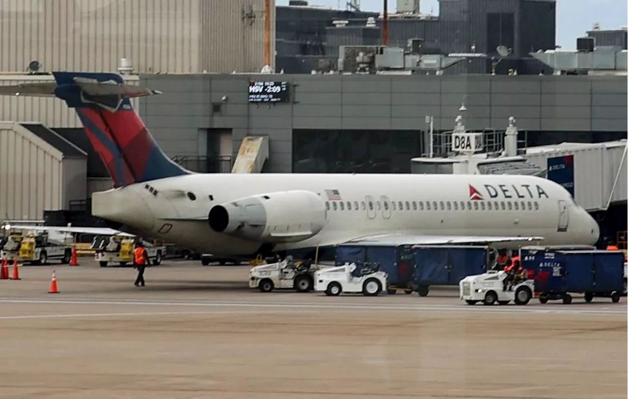 Delta Airlines: Deux Agents de Bord Expulsés Après un Contrôle d'Alcoolémie Positif à Amsterdam