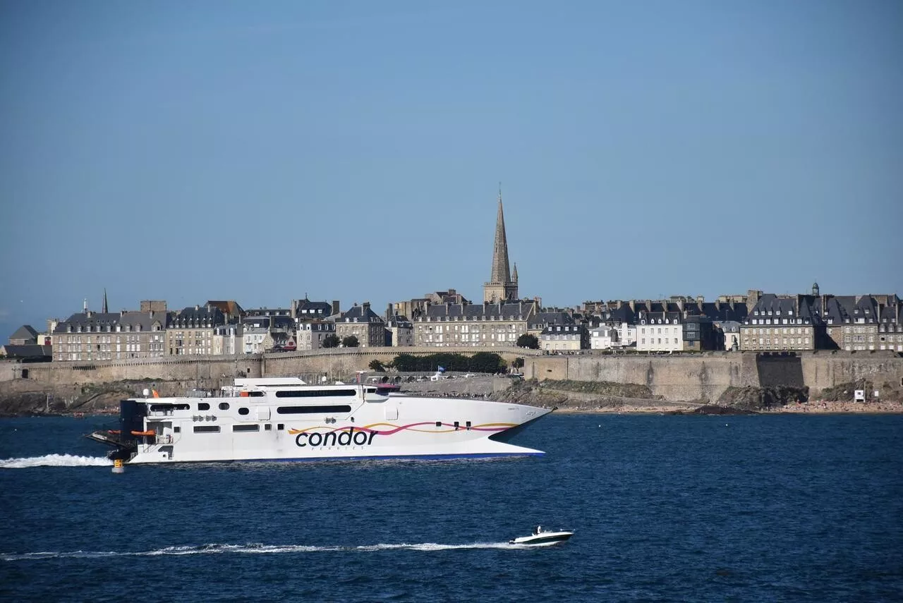 Exit Condor Ferries, filiale de Brittany Ferries, pour rallier Saint-Malo à Jersey