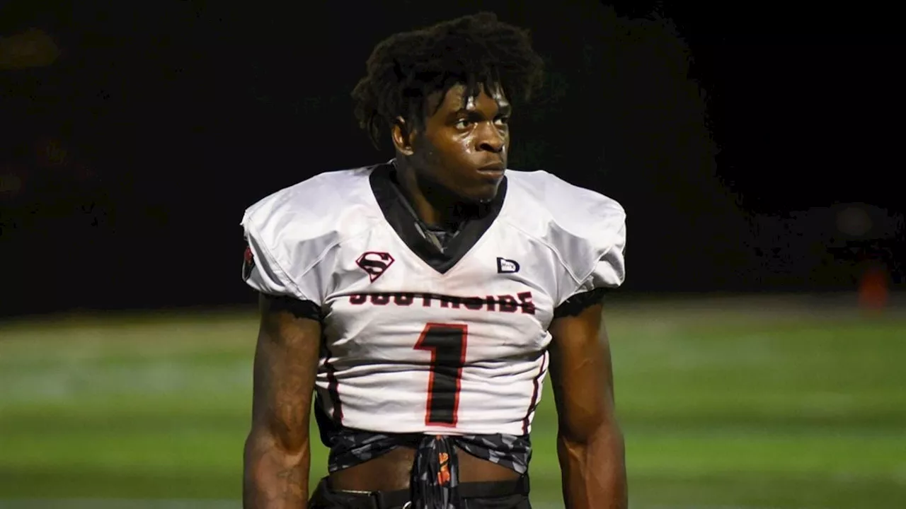 Auburn football signs 4-star Southside-Selma athlete Derick Smith