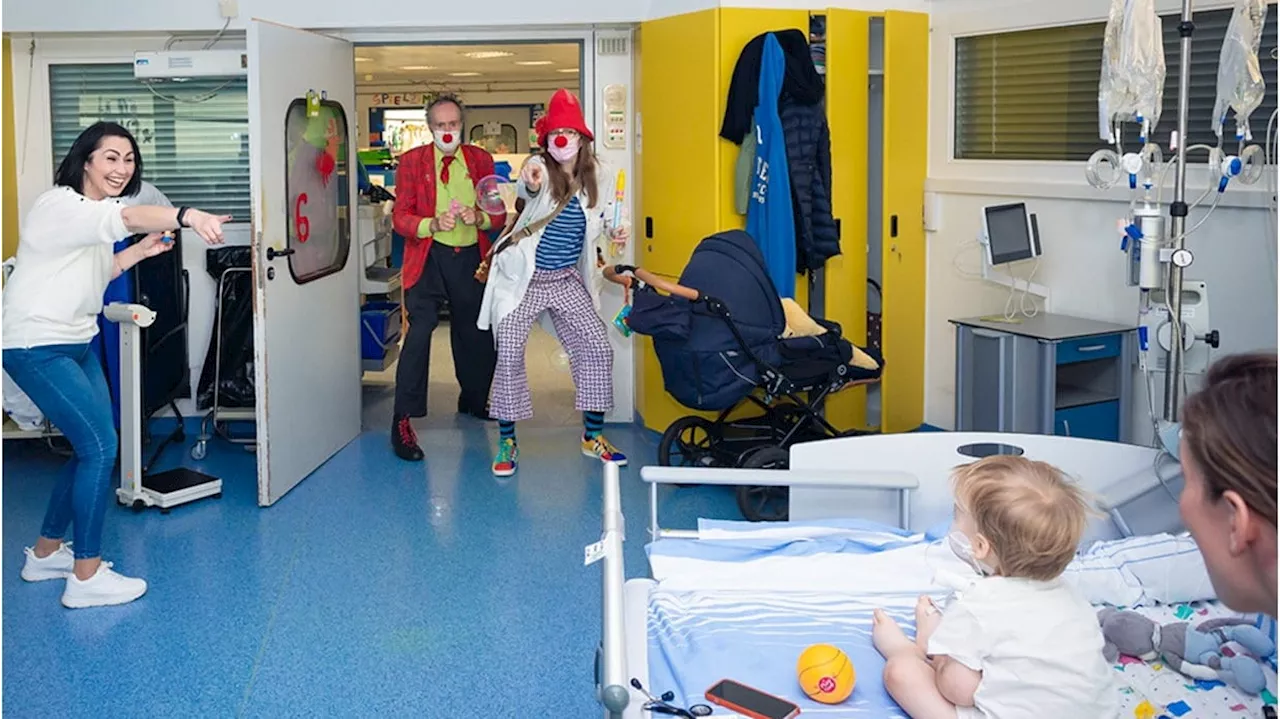 Preußen-Profi Marc Lorenz und Kollegen unterstützen Clinic-Clowns mit Spenden-Aktion