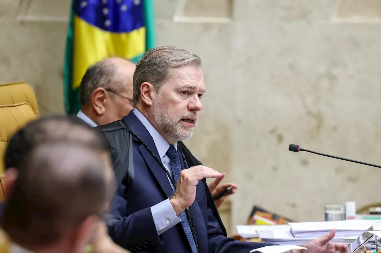 É inconstitucional plataformas não se responsabilizarem pelo conteúdo nas redes, diz Toffoli