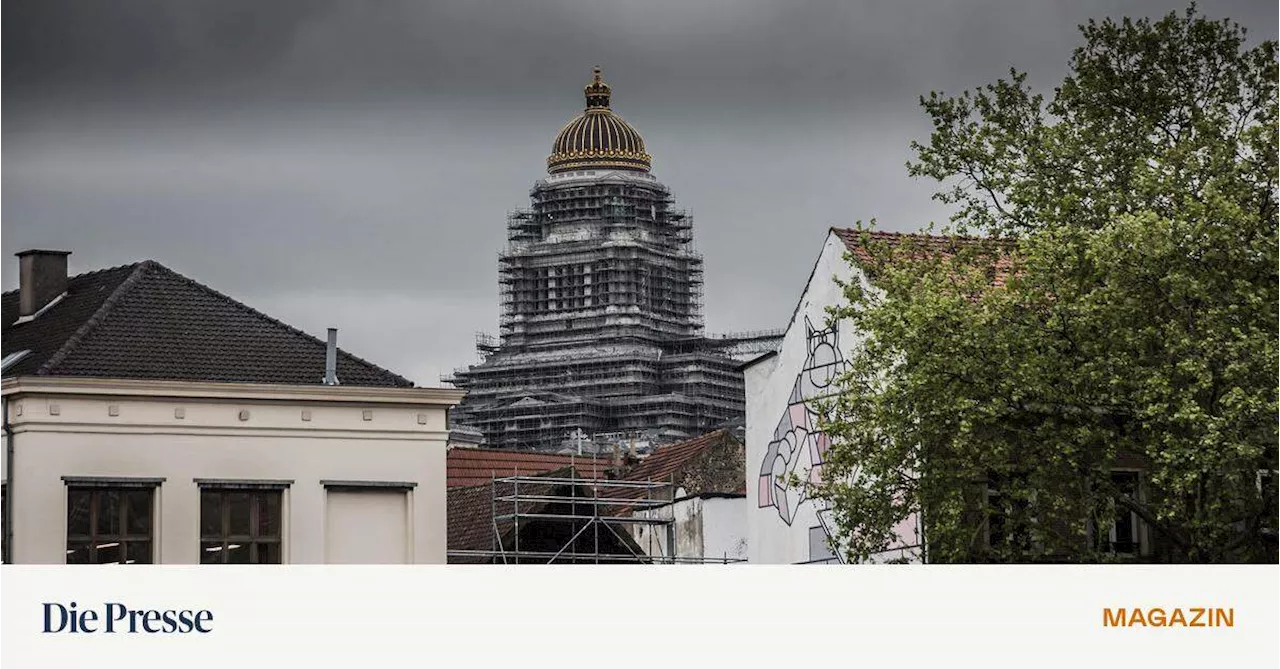 Brüsseler Justizpalast: Sogar die Gerüste sind baufällig