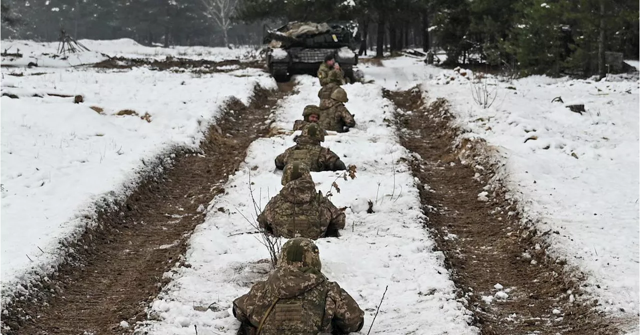 Ukraine ringt mit Truppenmangel: Deserteure sollen bei Armee-Rückkehr straffrei bleiben