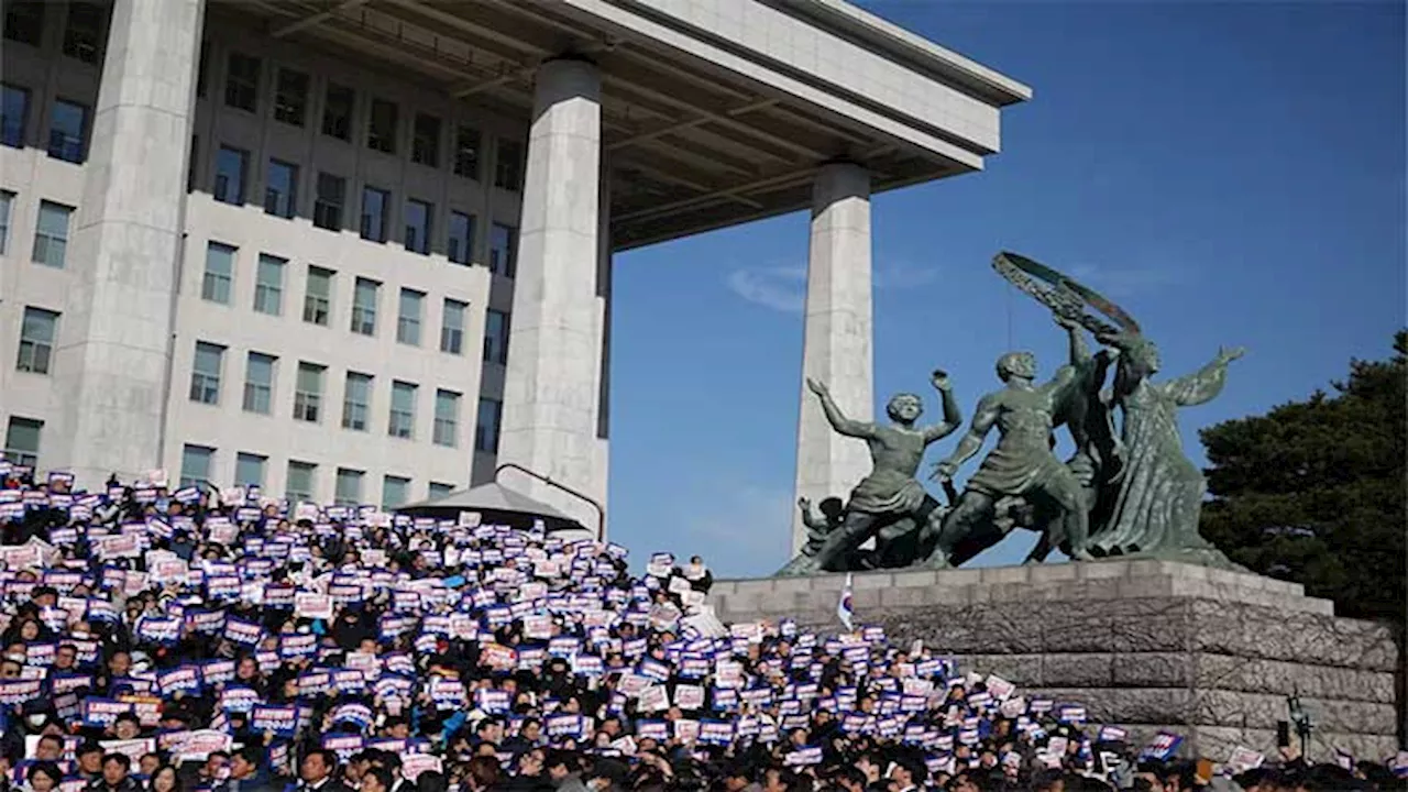 South Korea Announces 'Unlimited' Liquidity Measures After Martial Law Declaration