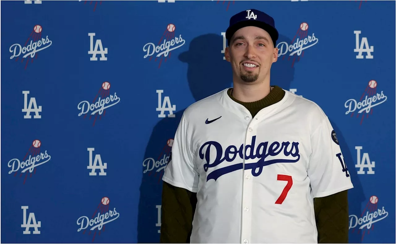 Dodgers presentan a Blake Snell; hereda el número del mexicano Julio Urías