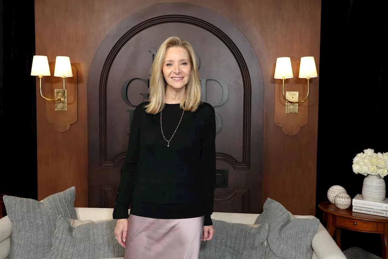 Lisa Kudrow Talks Career And Where Phoebe From ‘Friends’ Would Be Now