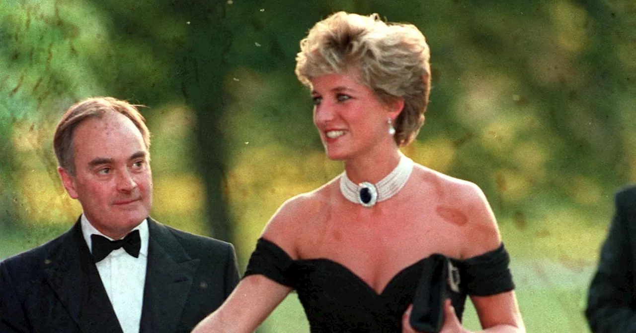 20 ans plus tard, Amelia et Eliza Spencer se réapproprient la revenge dress de Lady Diana