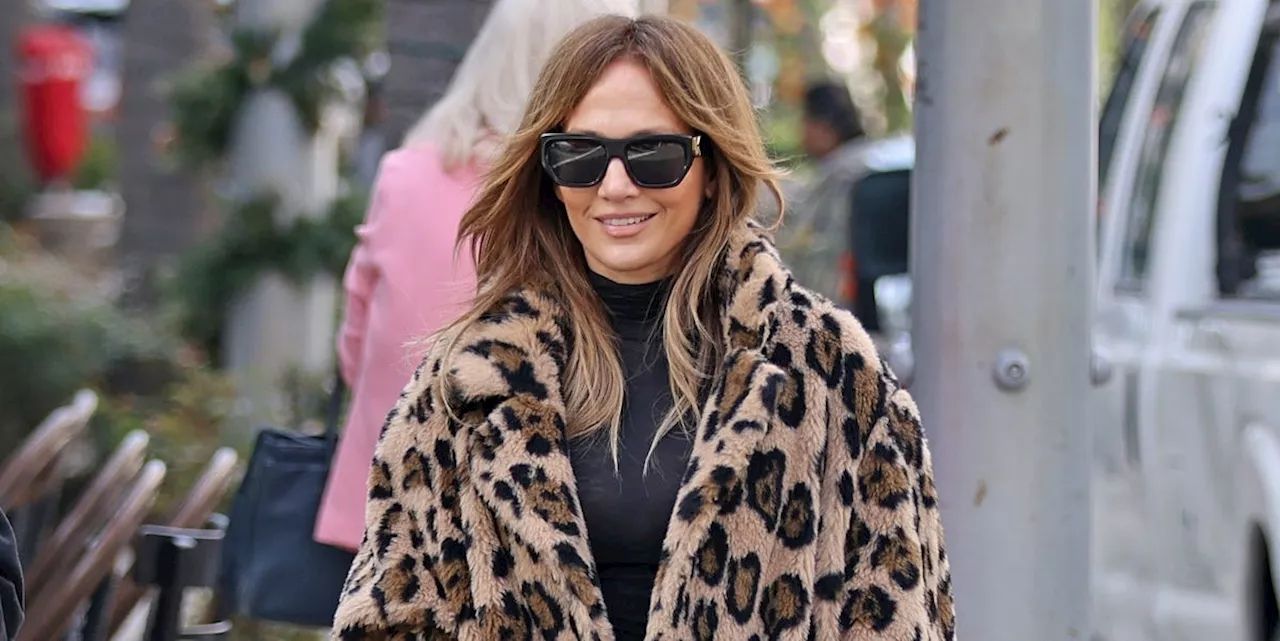 Jennifer Lopez Pairs a Fabulous Leopard-Print Coat With the Top Celebrities Can’t Stop Wearing