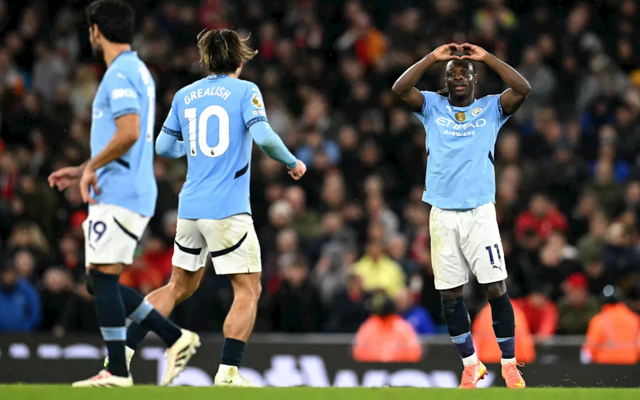 Manchester City bate o Nottingham e põe fim a jejum de sete jogos sem vitória