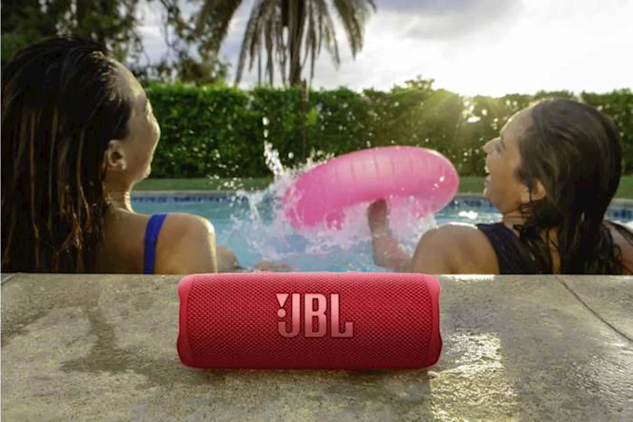 These JBL speakers are 40% during Cyber Week and come in 4 colors