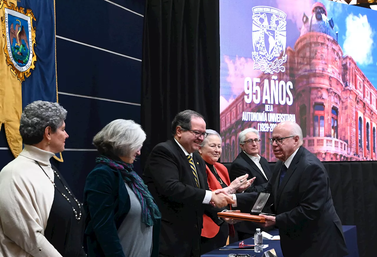 La autonomía universitaria se define día con día ante el Estado e intereses políticos: Lomelí