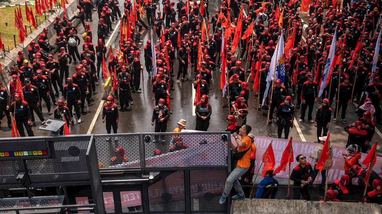 Kenaikan UMP 2025 Bisa Dorong Konsumsi Kelas Menengah