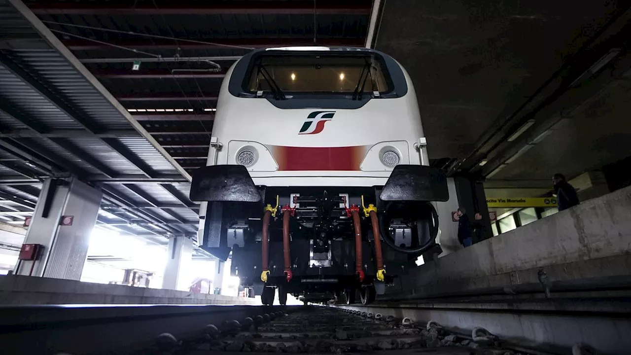 Savona, capotreno aggredita da madre e figlia senza biglietto