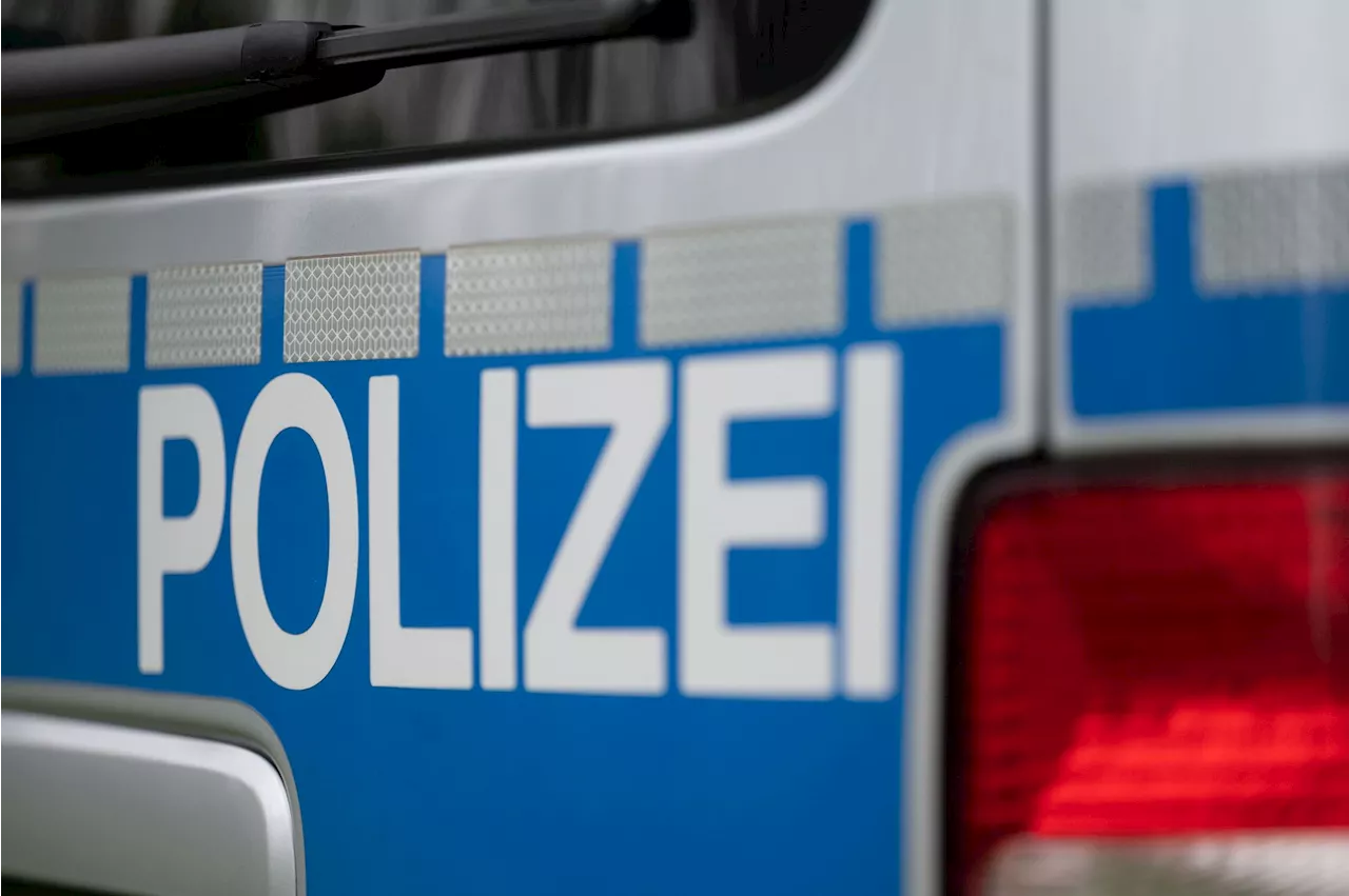 Überfall in Ansbach: Bewaffnete Täter flüchten nach Raub