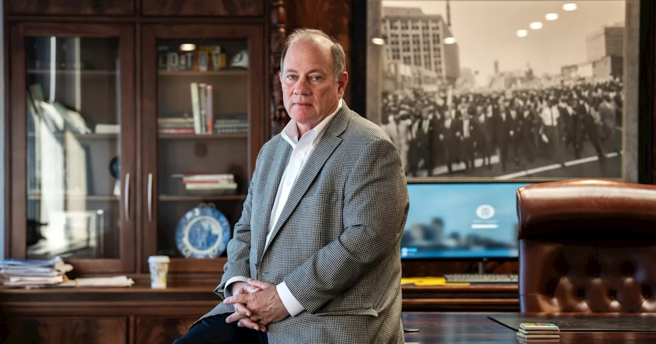 Detroit Mayor Mike Duggan launches independent run for Michigan governor