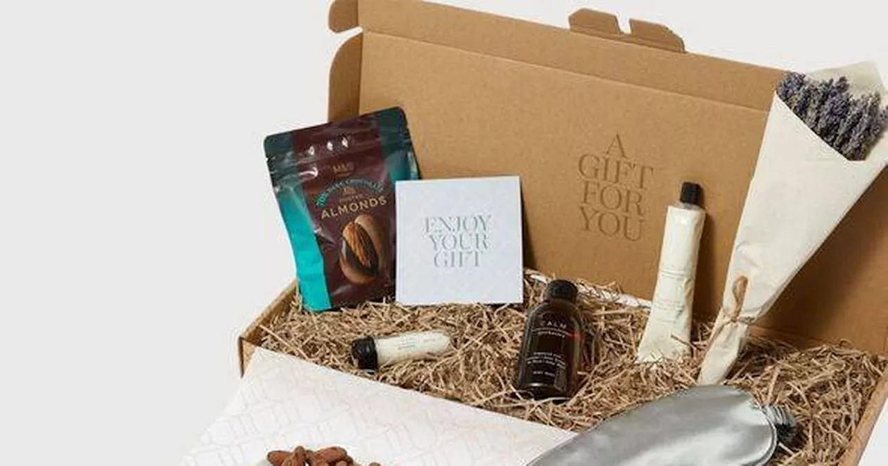 Marks and Spencer Offers Reduced Pamper Night In Letterbox Gift