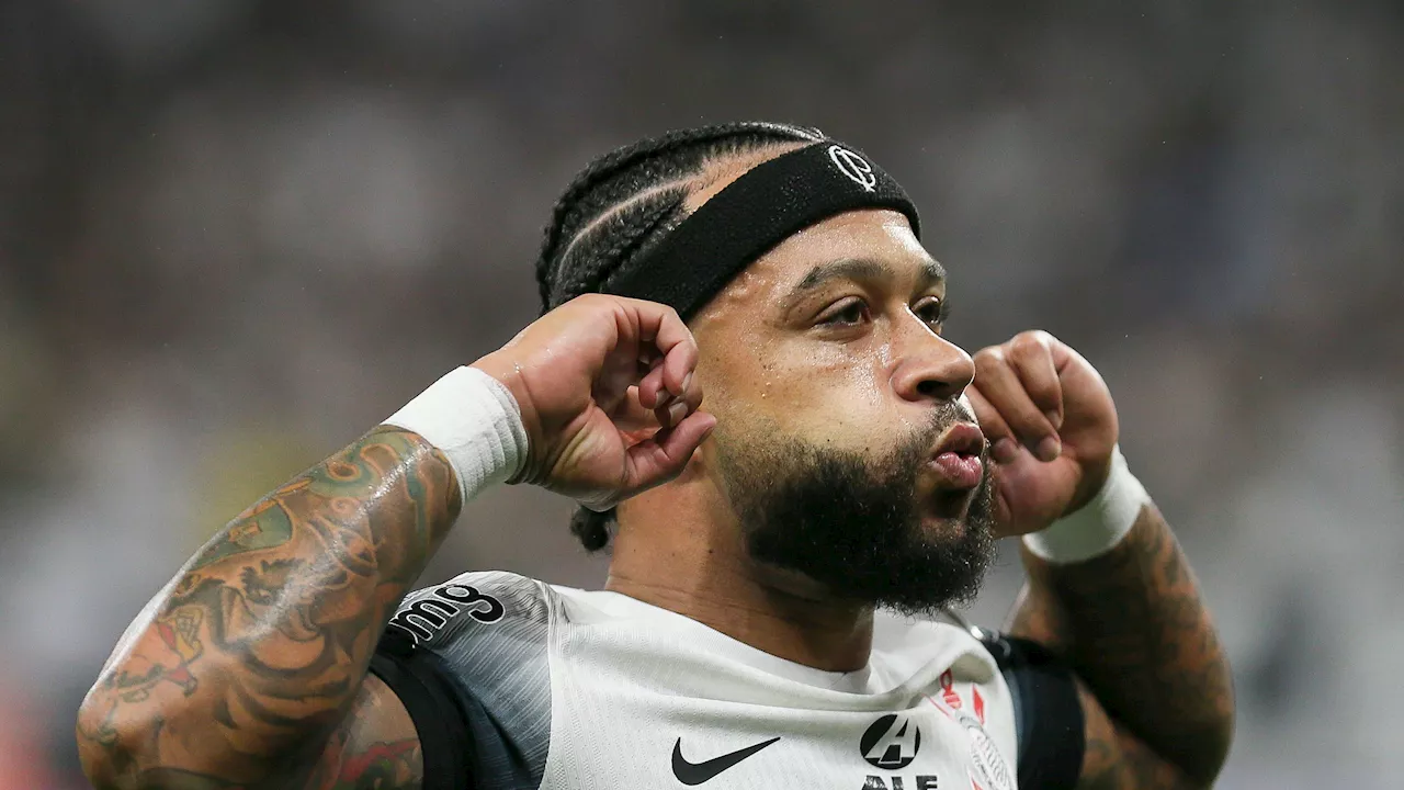 Uitblinkende Memphis Depay helpt Corinthians met twee doelpunten aan ticket kwalificatieronde Copa Libertadores