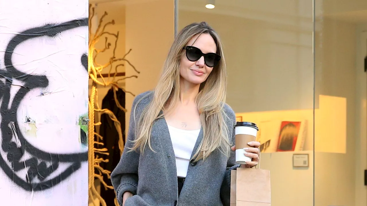 Angelina Jolie Doubles Down on the Cold Weather Sandal