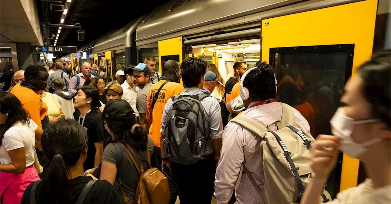 Commuters warned delays expected on Sydney train lines in afternoon peak