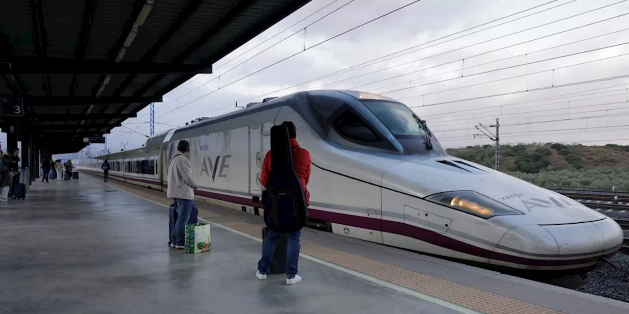 Renfe establece un precio fijo de 7 euros para estas personas: requisitos y cómo conseguirlas