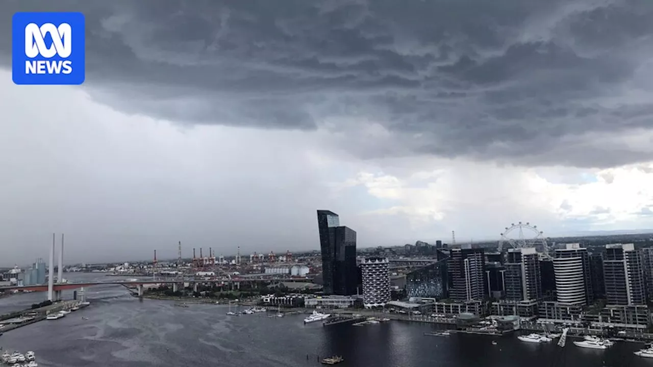 Severe thunderstorms forecast to hit south-eastern Australia as hot and humid weather takes hold