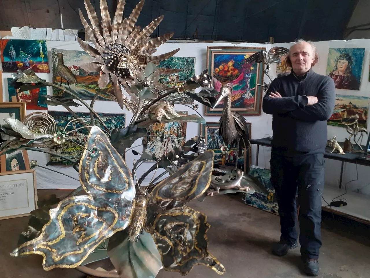 Cet artiste de la Sarthe impressionne par ses talents de métallier d'art et sculpteur animalier